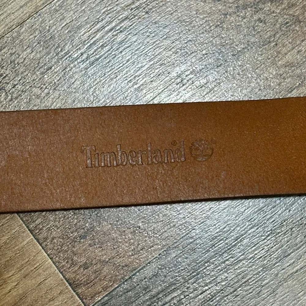 Timberland Mens Tan Genuine Leather Belt Brass Buckle Size 32 Logo Embossed